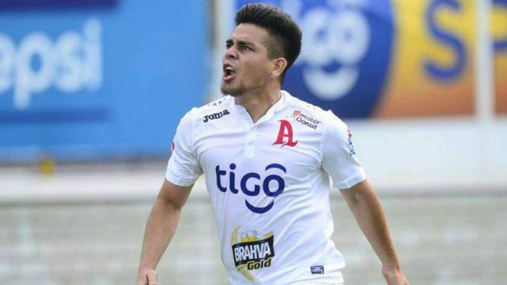 Rodolfo Zelaya nuevo jugador de LAFC con el Alianza FC