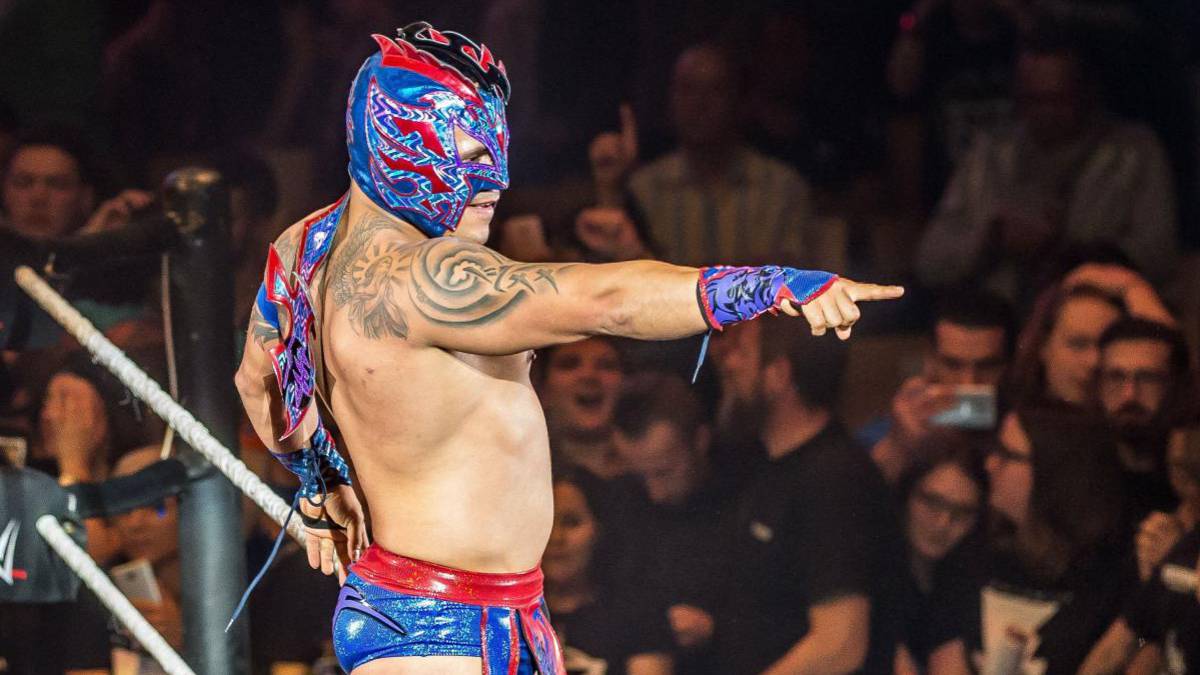 Kalisto en evento de la WWE
