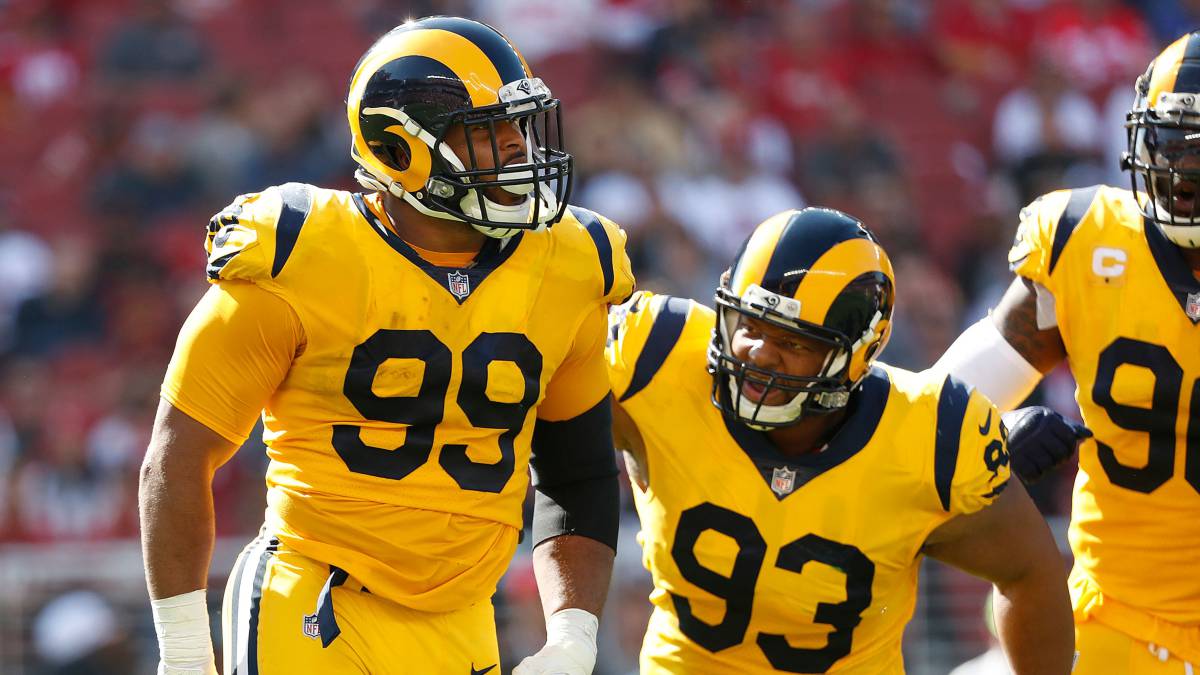 Aaron Donald y Ndamukong Suh