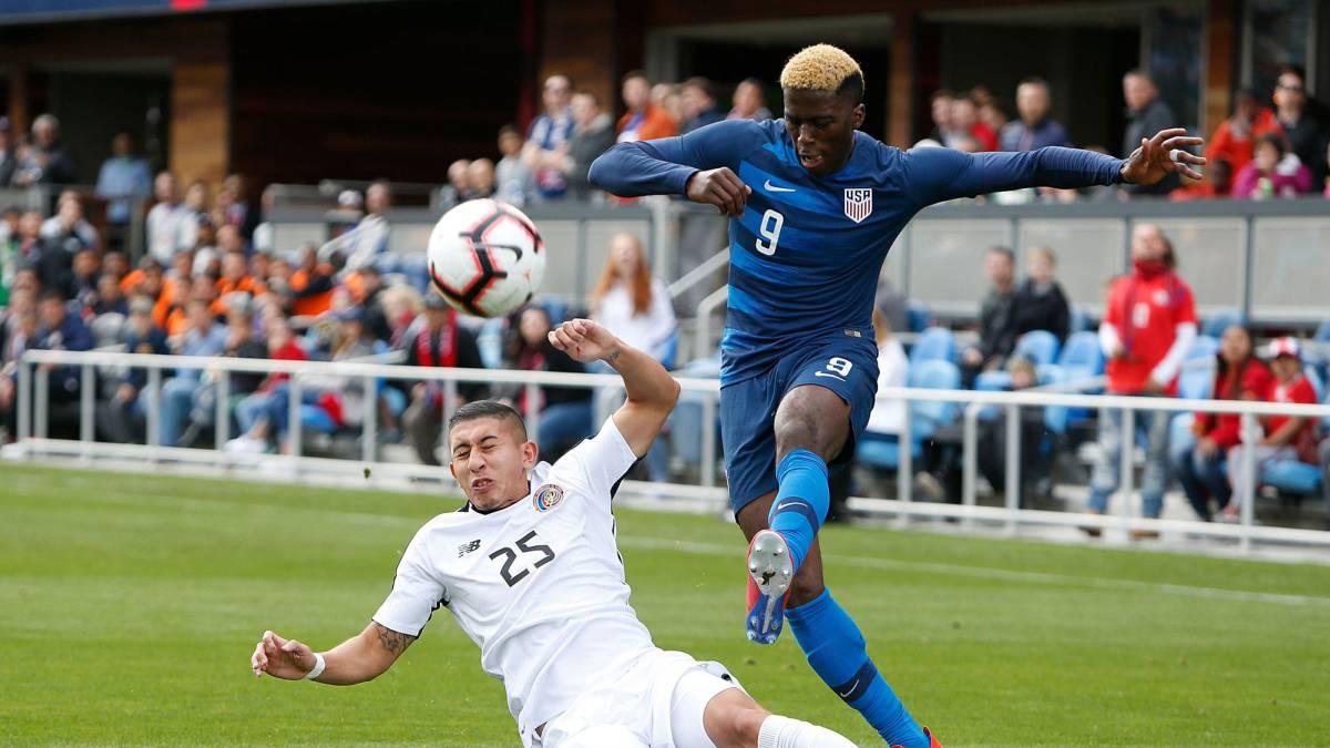 Con la entrada de Sebastian Lletget la selección de Estados Unidos tomó las riendas del encuentro y sacó el resuldado ante La Sele.