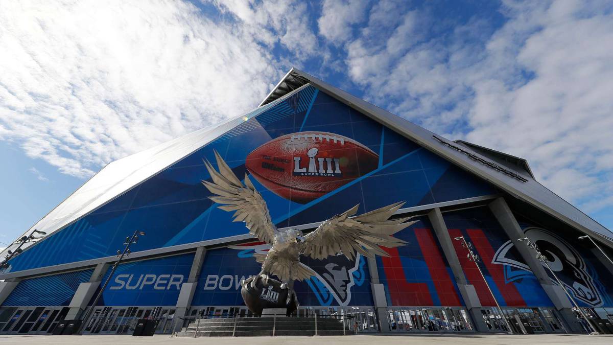Exterior del Mercedes-Benz Stadium previo al Super Bowl