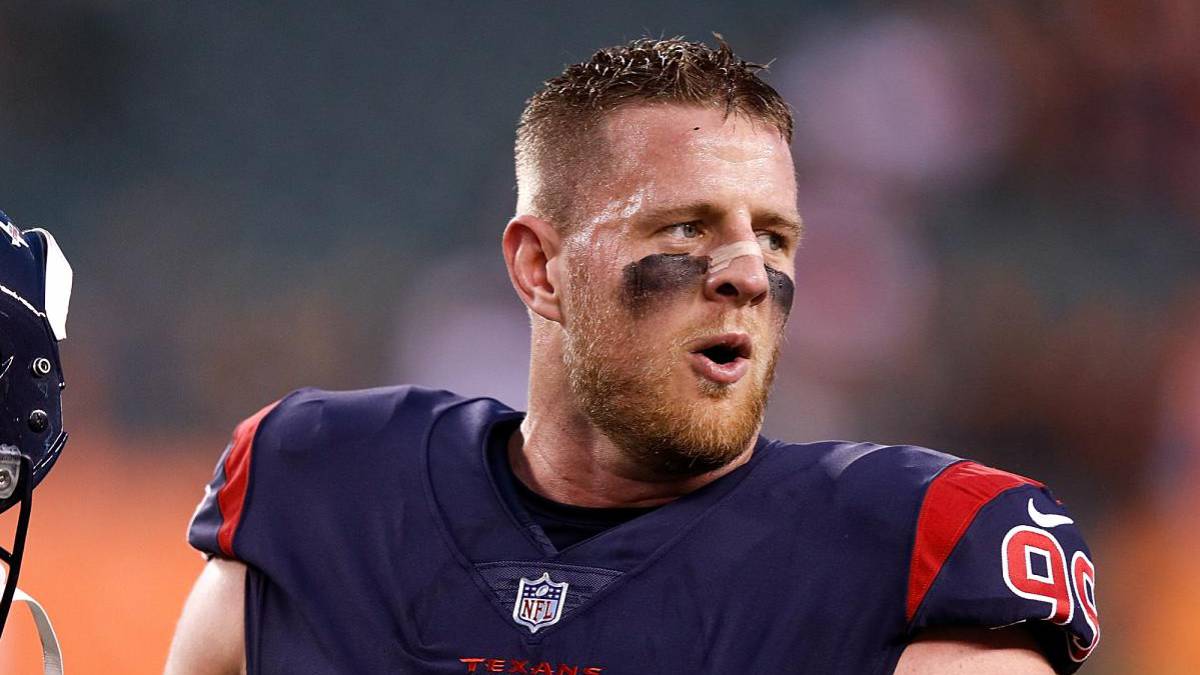 El defensive end de los Texans dijo que su hermano le contó de todo el drama que se vive en Pittsburgh con Le’Veon Bell y Antonio Brown.