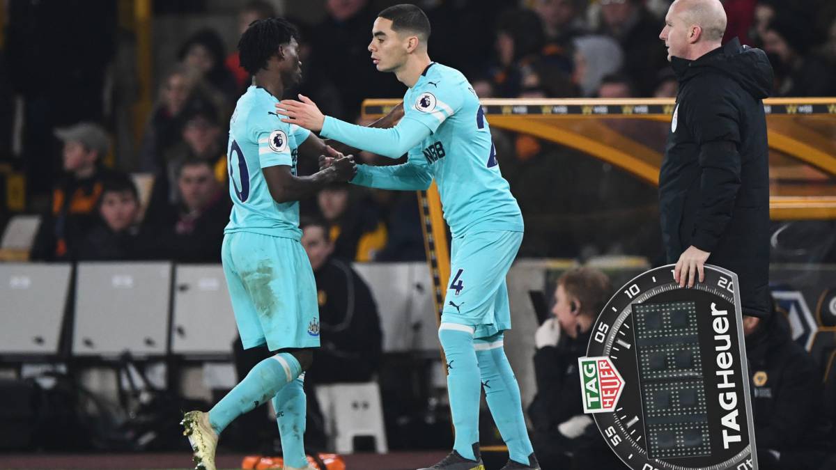 Miguel Almirón en su debut con Newcastle