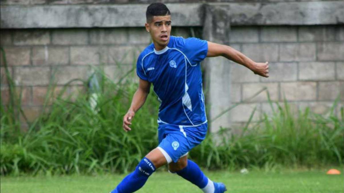 El Salvador sigue aportando jugadores al fútbol de Estados Unidos, y en esta ocasión se dio de manera oficial la llegada de un elemento a la NASL