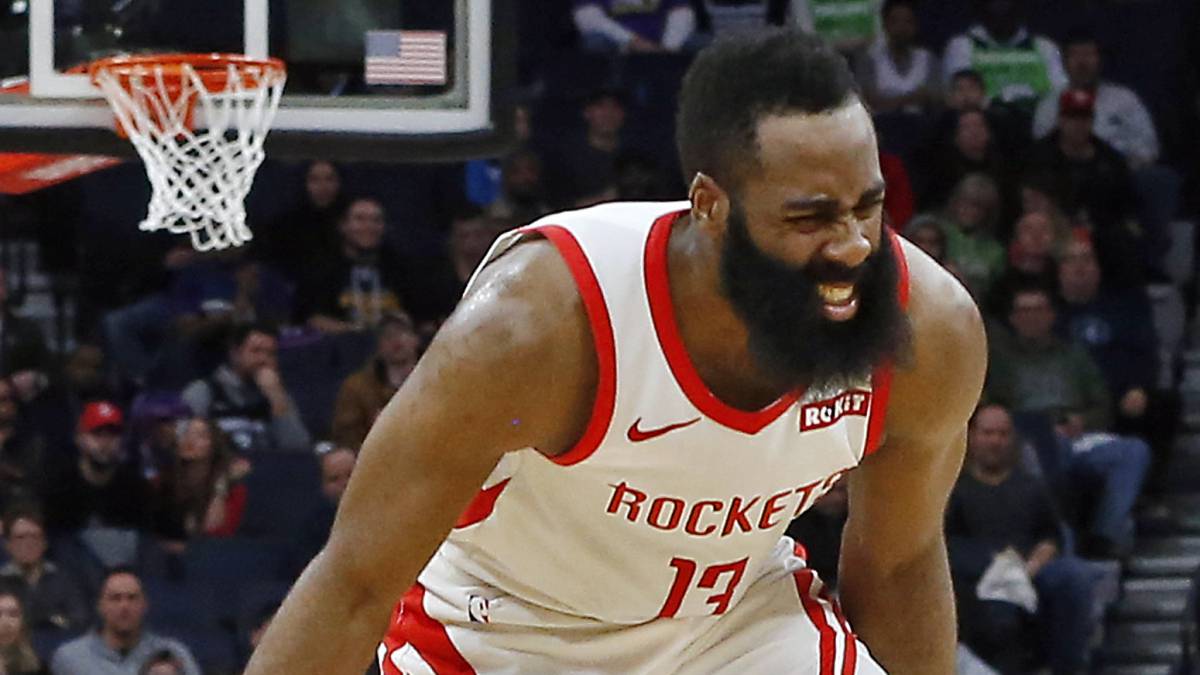 James Harden en partido contra Minnesota