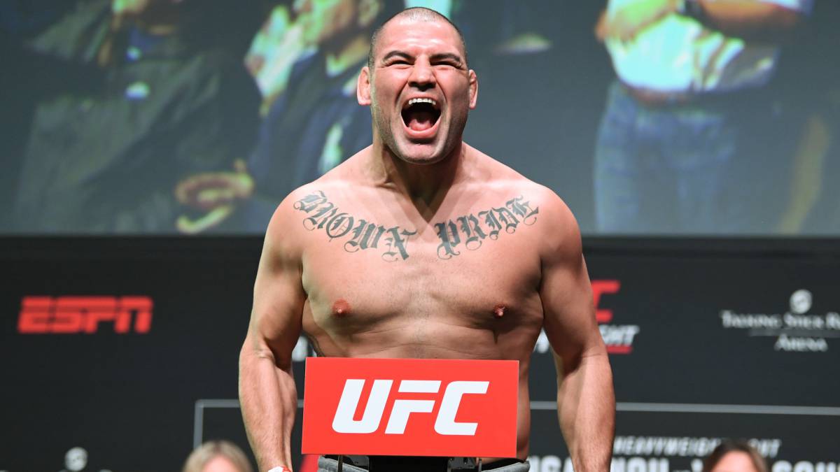 El peleador estadounidense vuelve a la actividad en medio de incertidumbre, pero parte de la afición cree que puede derrotar a Francis Ngannou
