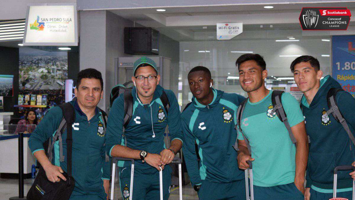Santos Laguna llegando a tierras hondureñas