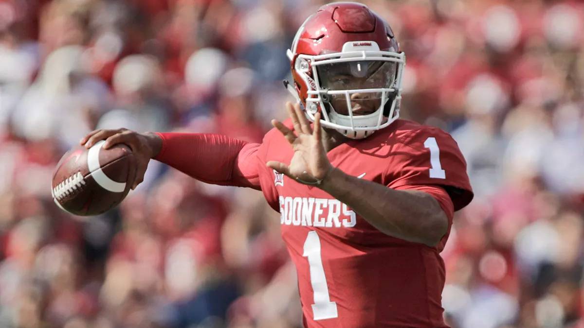 Kyler Murray con Sooners