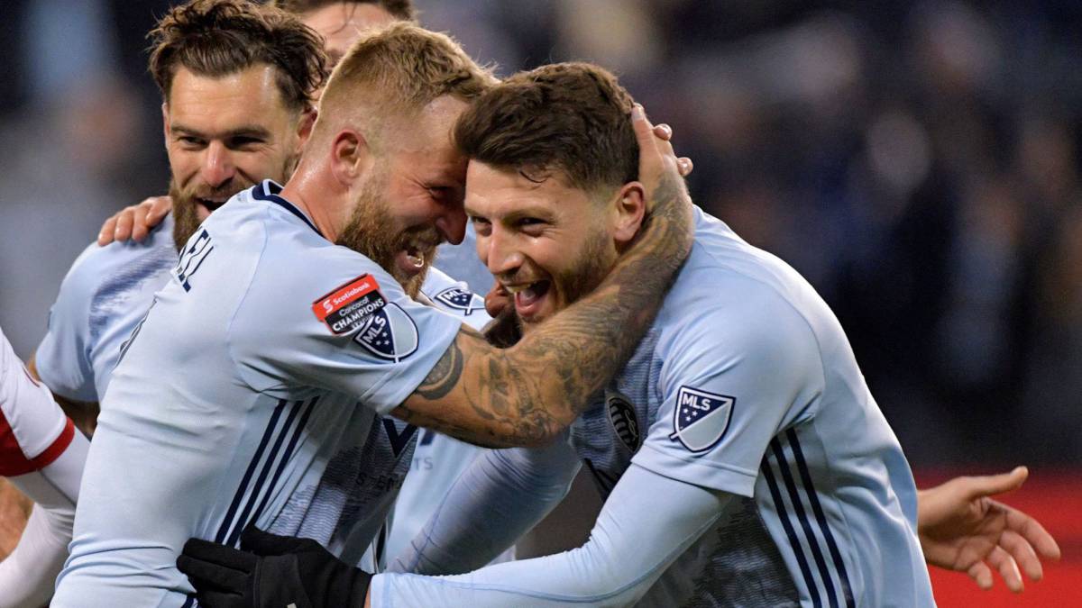 Kansas City celebra gol ante Toluca