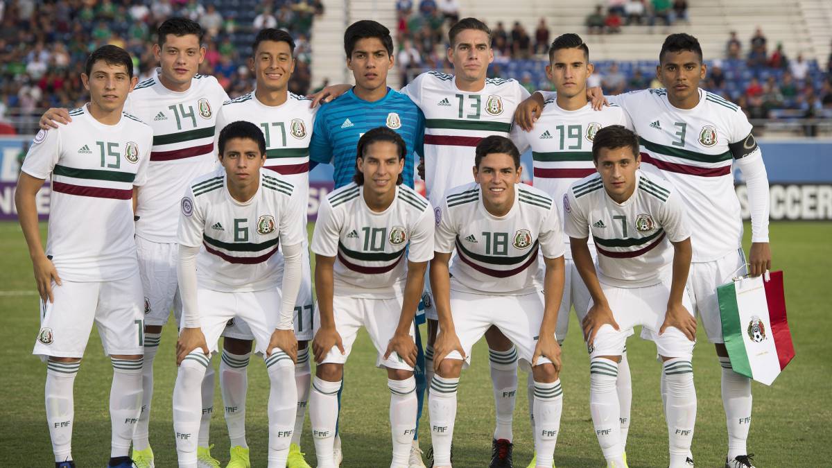 U-20 Mexican National Team before the match against Panama in the semifinal of Concacaf pre-world cup u-20