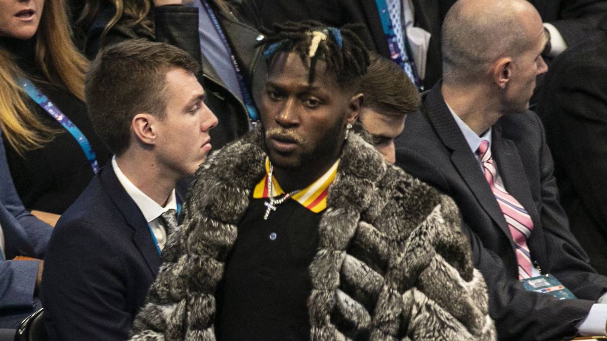 Antonio Brown en el NBA All-Star Weekend