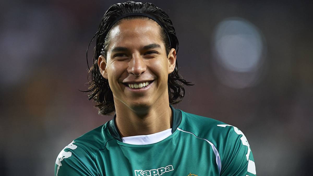 Diego Lainez of Real Betis during the match between Valencia CF v Real Bets of Copa del Rey, semifinals, 2nd leg, 2018-2019 season