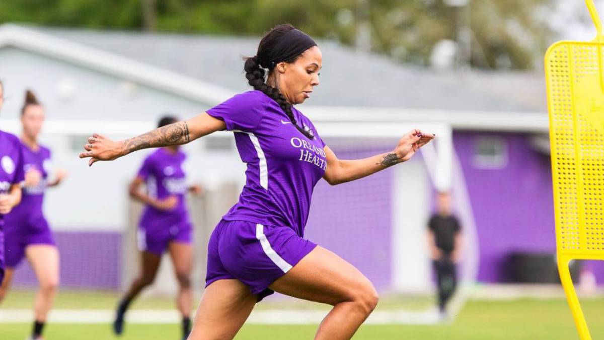 Syndey Leroux, mejor valorada que su esposo en el FIFA 19