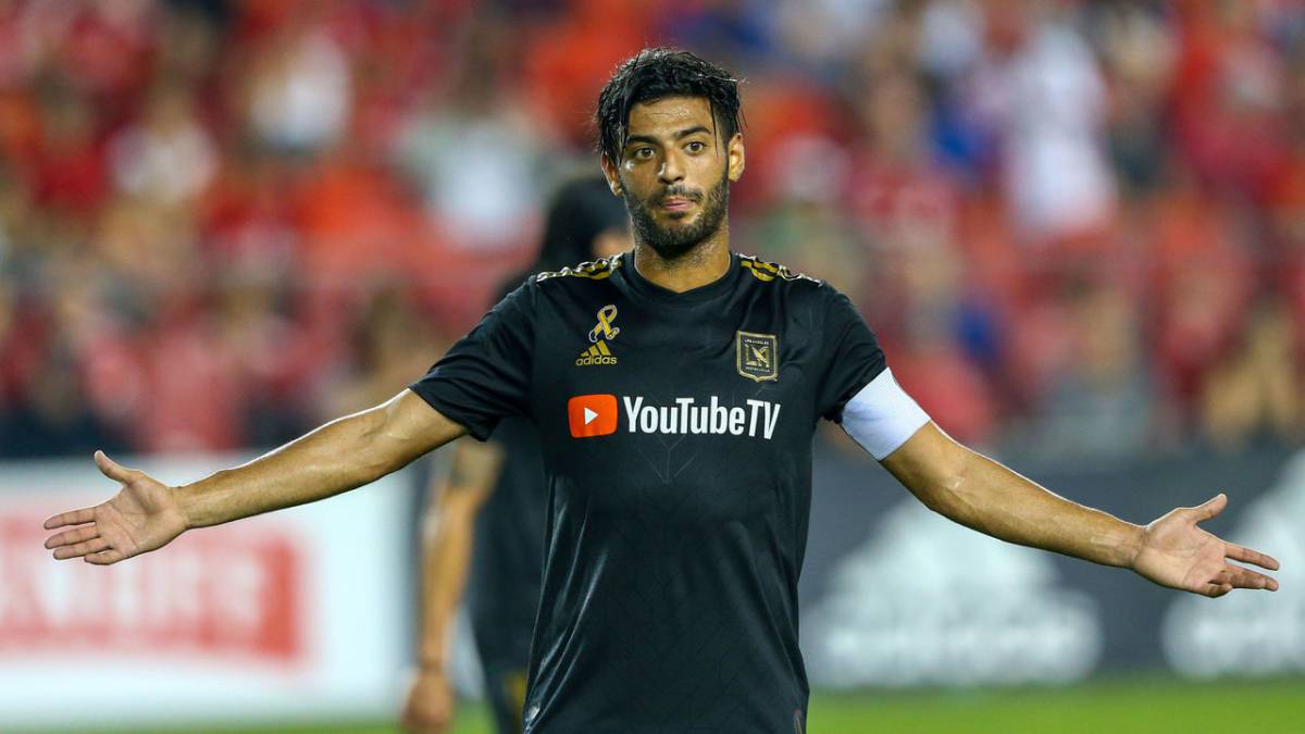 El delantero mexicano habló sobre las diferencias entre la forma de jugar en la Primera División de Inglaterra, España y USA. La MLS es más competitiva.