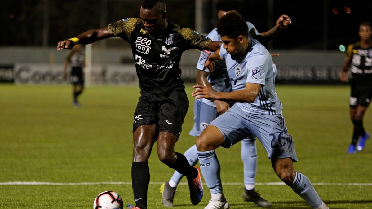 CAI (2-1) Sporting Kansas City: resumen y goles
