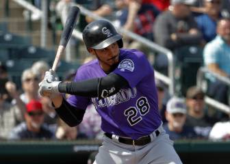 Rockies arrollan a D-Backs, de la mano del mexicano Ramos