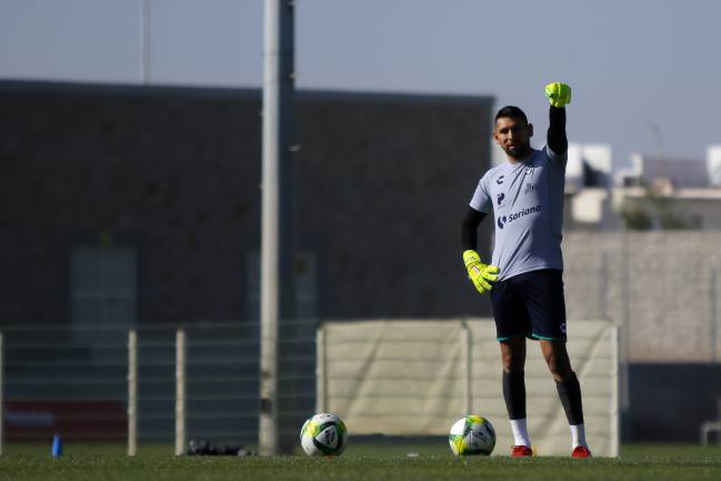 Jonathan Orozco Portero del Santos durante el entrenamiento previo a la jornada 5 del torneo Clausura 2019 de la Liga Bancomer MX