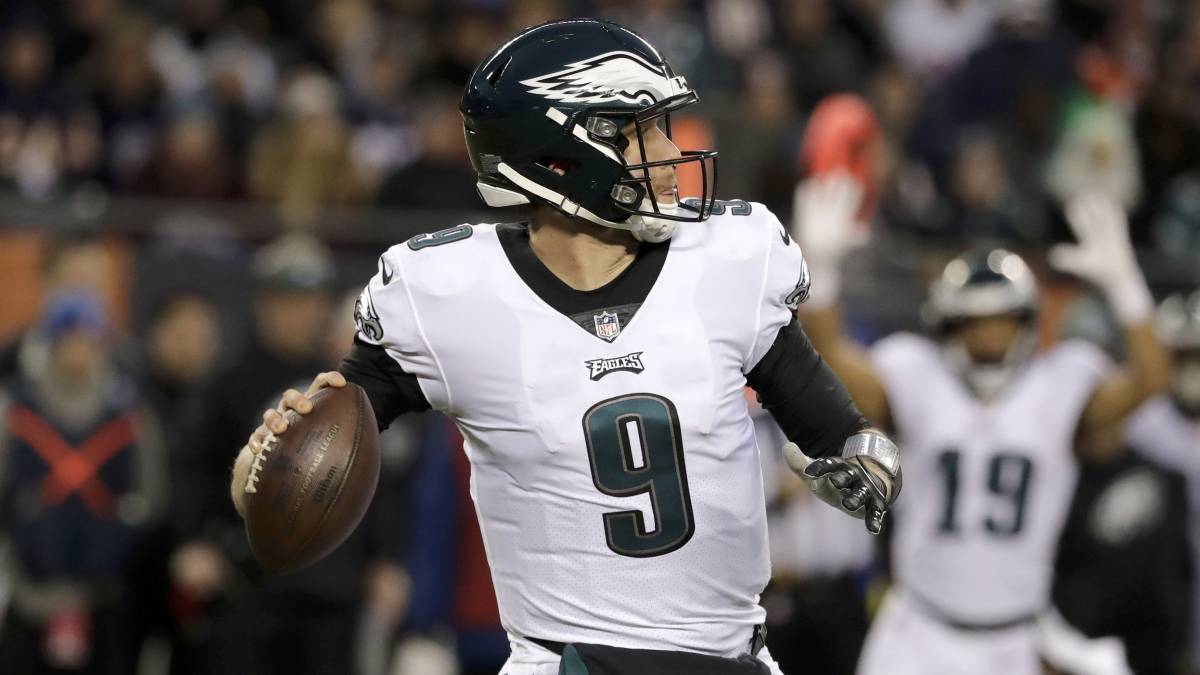 Nick Foles deja a los Eagles y llega a los Jaguars