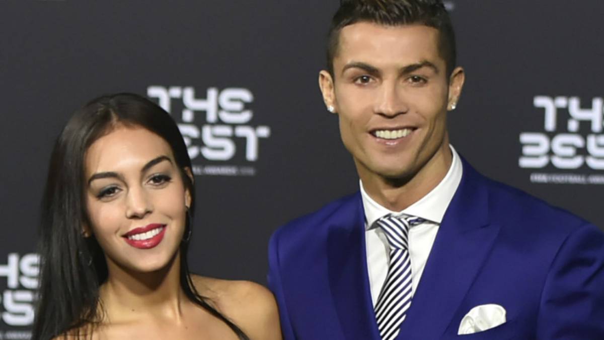 La pareja del astro portugués colgó un mensaje en sus redes sociales para elogiarlo tras su hat-trick ante la Juventus, en los Octavos de Champions League
