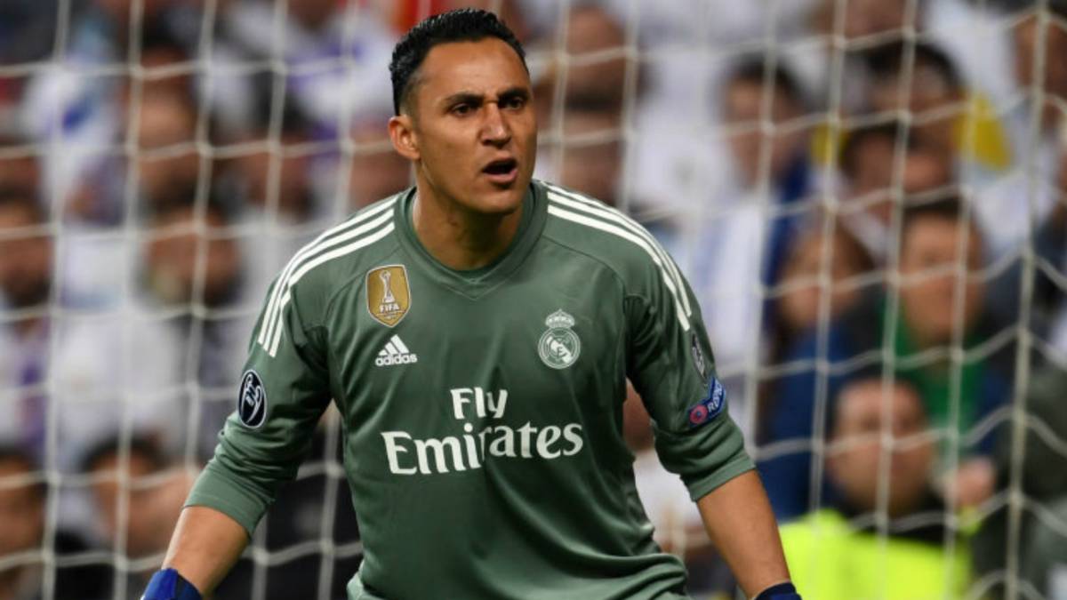 El estratega de la Selección de Costa Rica elogió a Keylor Navas por su nivel y éxitos, y de paso, mandó un mensaje al entrenador del Real Madrid