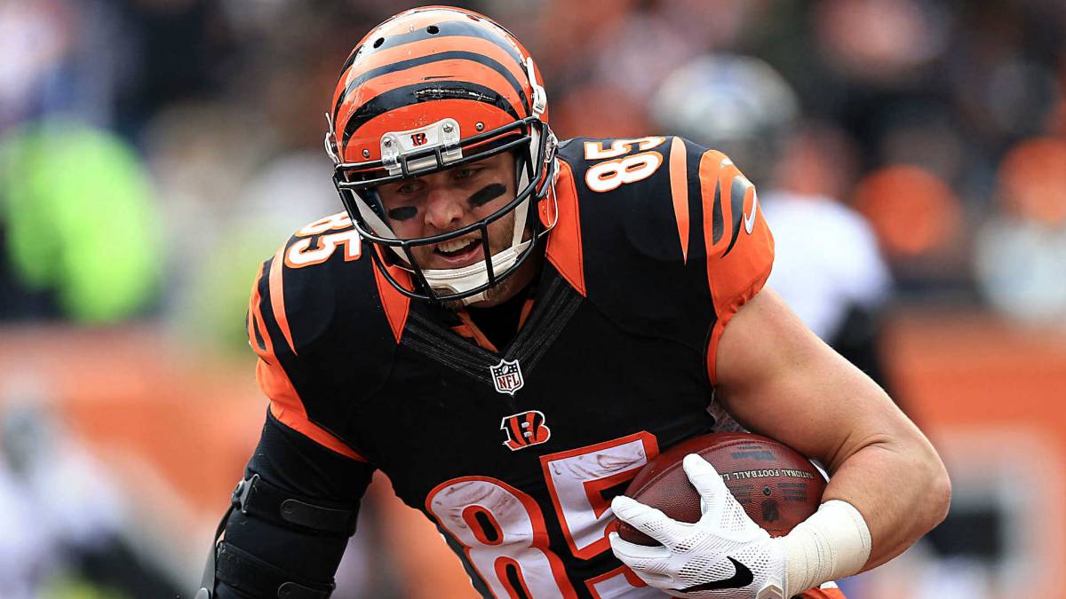 Tyler Eifert en partido de Bengals