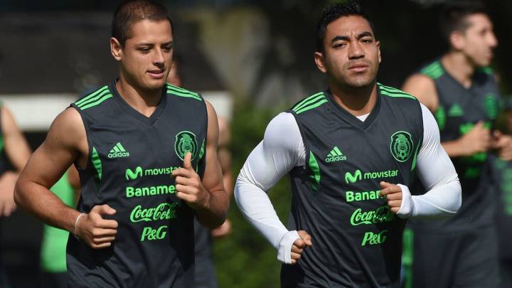 Chicharito and Marco Fabián training with the Mexican National Team