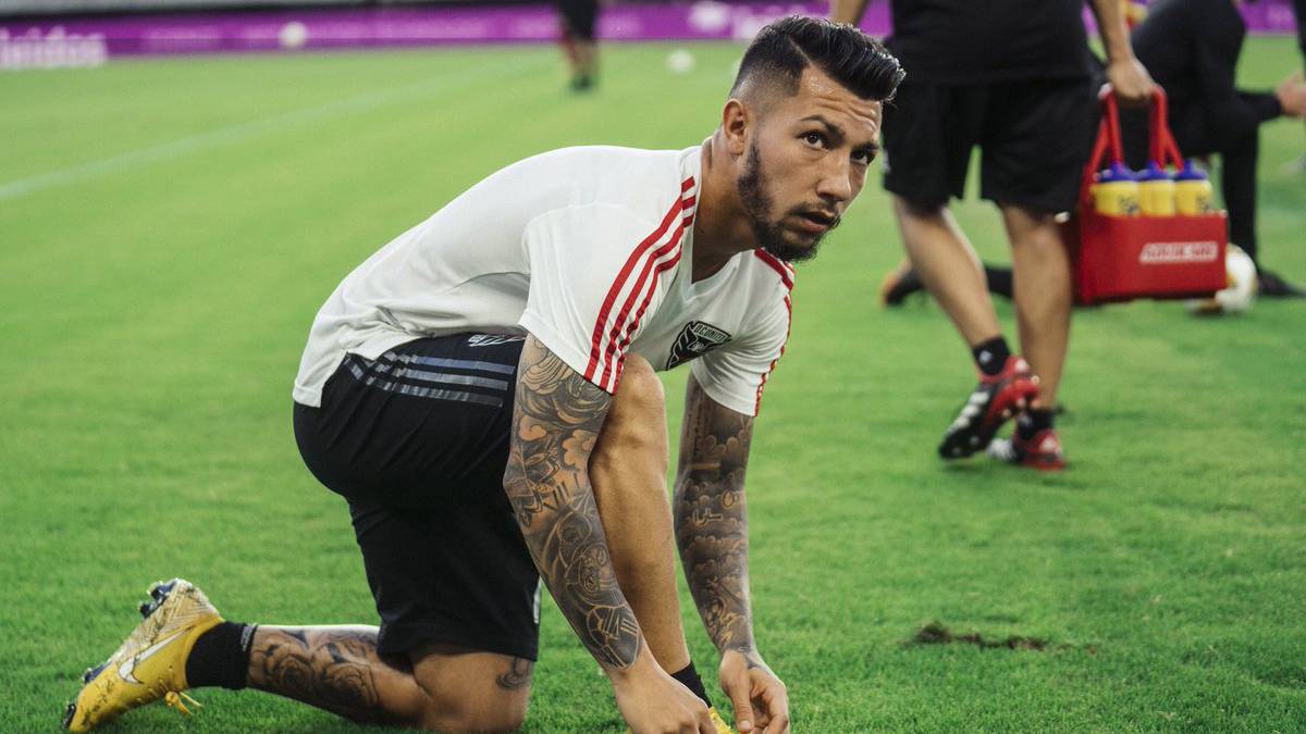 El jugador del DC United confesó que se encontraba en un hotel de París a la espera de la noticia, lamentablemente los directivo no llegaron a un acuerdo.