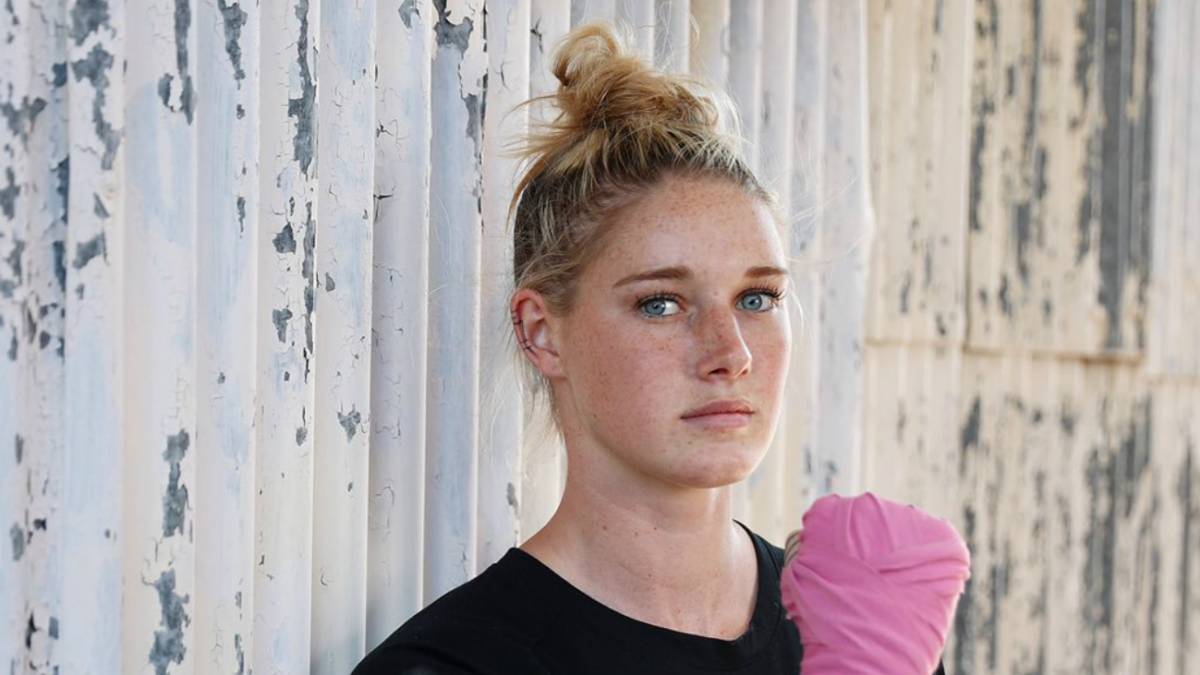 Tayla Harris, futbolista de AFL, es acosada en redes por fotografía