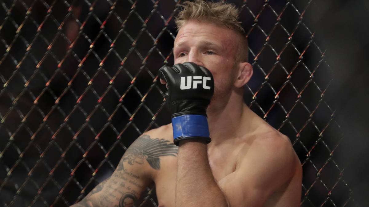 TJ Dillashaw tras una pelea en la UFC