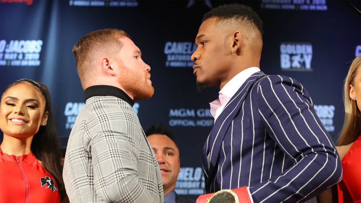 El boxeador mexicano reveló en redes sociales parte de su entrenamiento para enfrentar a Jacobs donde se puede observar la gran pegada que prepara para la pelea.