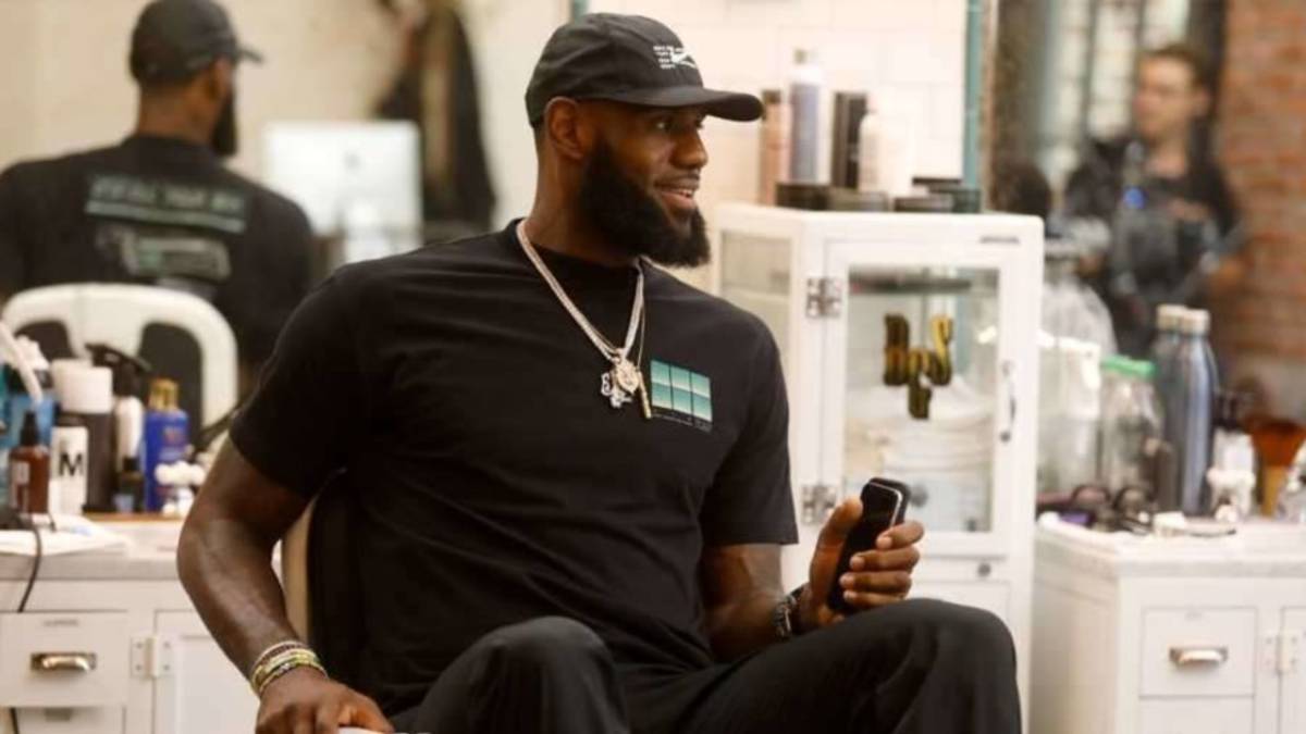 La estrella de la NBA será presentador de The Shop, una nueva serie que estará disponible a partir del viernes 29 de marzo en la plataforma de HBO