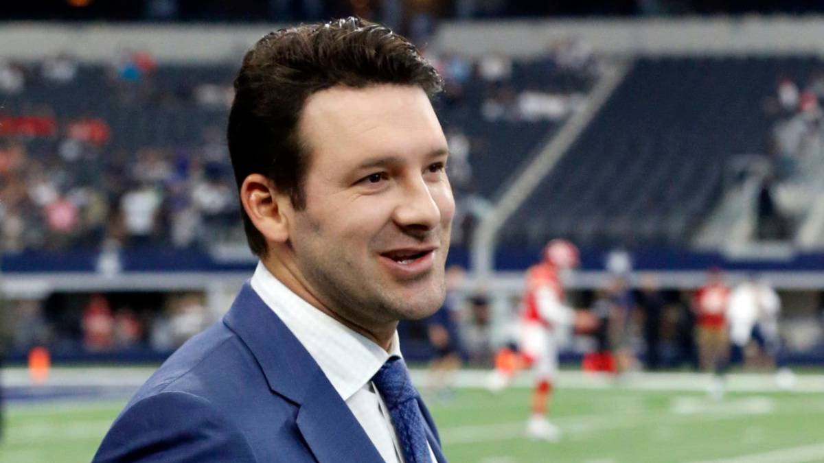 Tony Romo en transmisión de CBS
