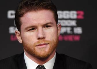 Canelo Álvarez presume su nuevo vehículo en redes