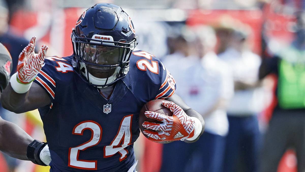 Jordan Howard va de los Bears a los Eagles