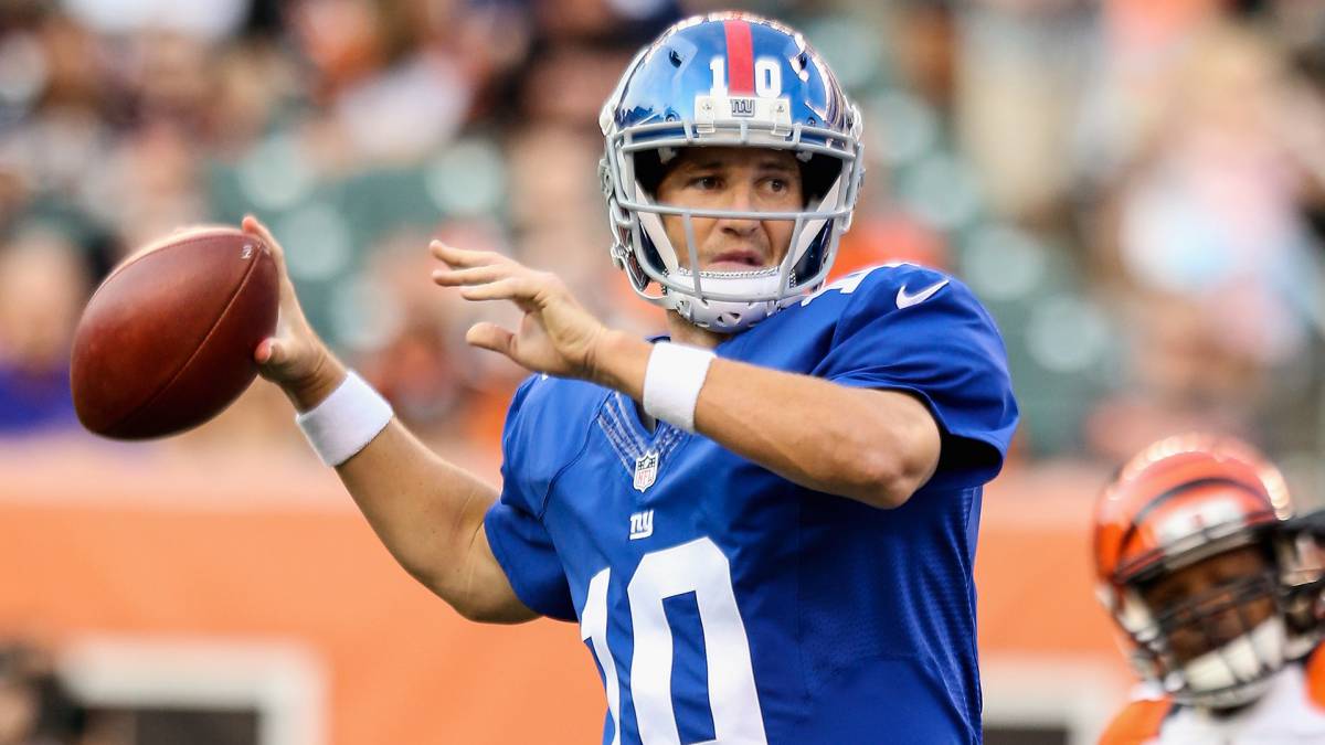 Eli Manning jugaría dos años más con Giants