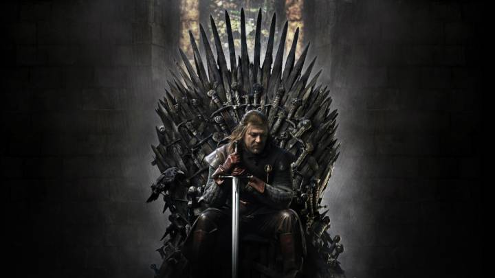 Ned Stark sentado en el Trono de Hierro