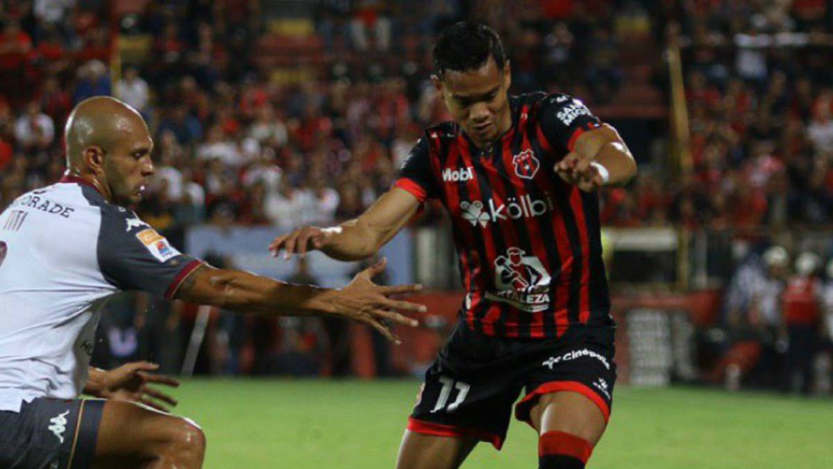 Saprissa le empata al Alajuelense en minutos finales del partido