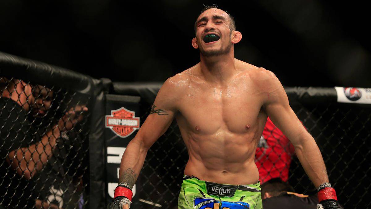 Tony Ferguson en pelea de UFC