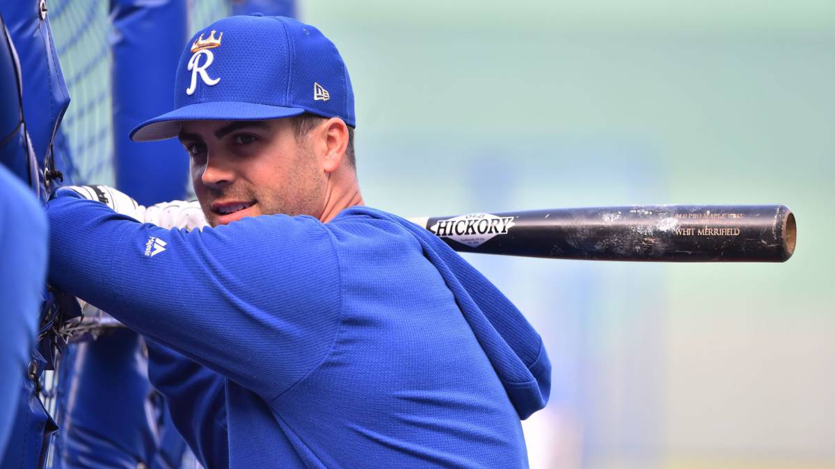 Whit Merrifield en práctica de los Royals
