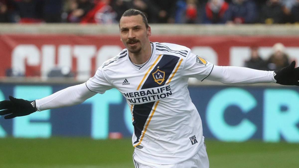Zlatan celebrando un gol con LA Galaxy