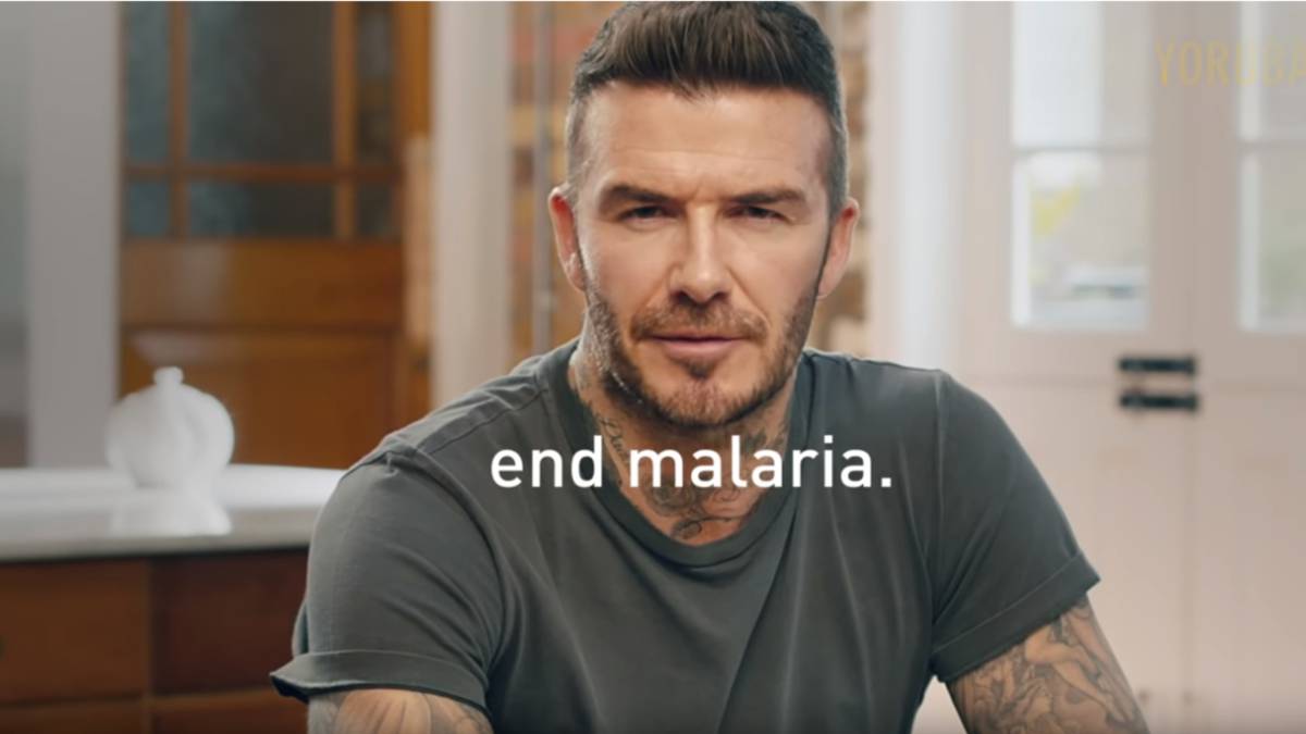 La nueva campaña publicitaria del exjugador inglés es por una buena causa, ya que busca contrarrestar casos de Malaria, enfermedad con la que mueren más de 430 mil personas al año.