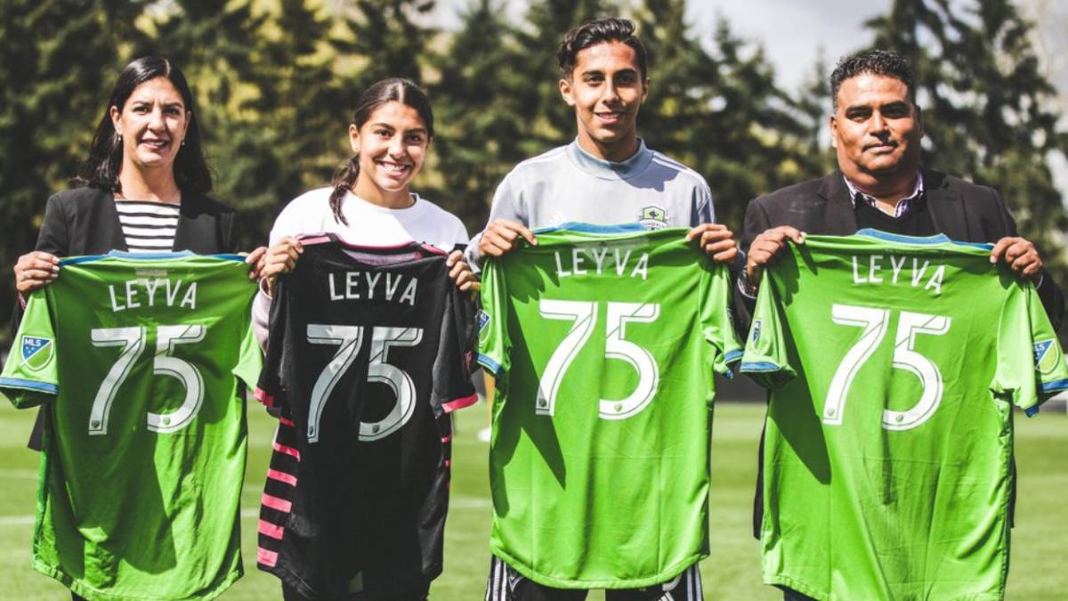 Daniel Leyva en su presentación con Seattle Sounders
