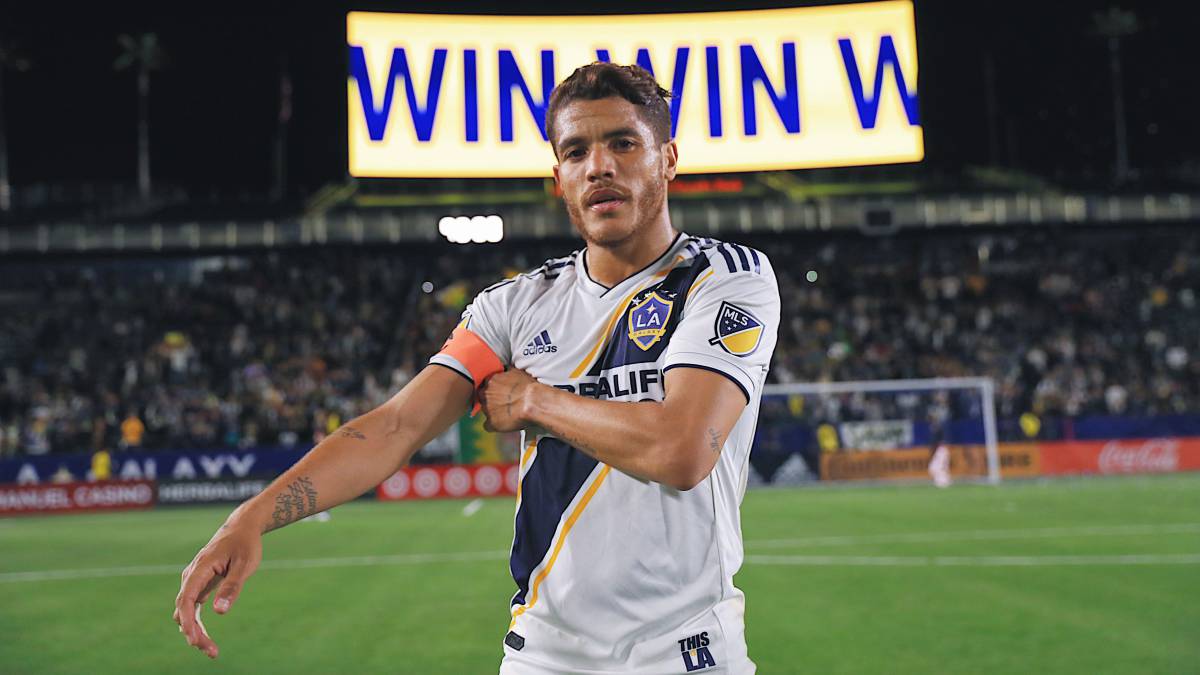 En duelo de equipos enrachados y de mexicanos, LA Galaxy de Jonathan Dos Santos y Zlatan Ibrahimovic se mide al Philadelphia Union de Marco Fabián.