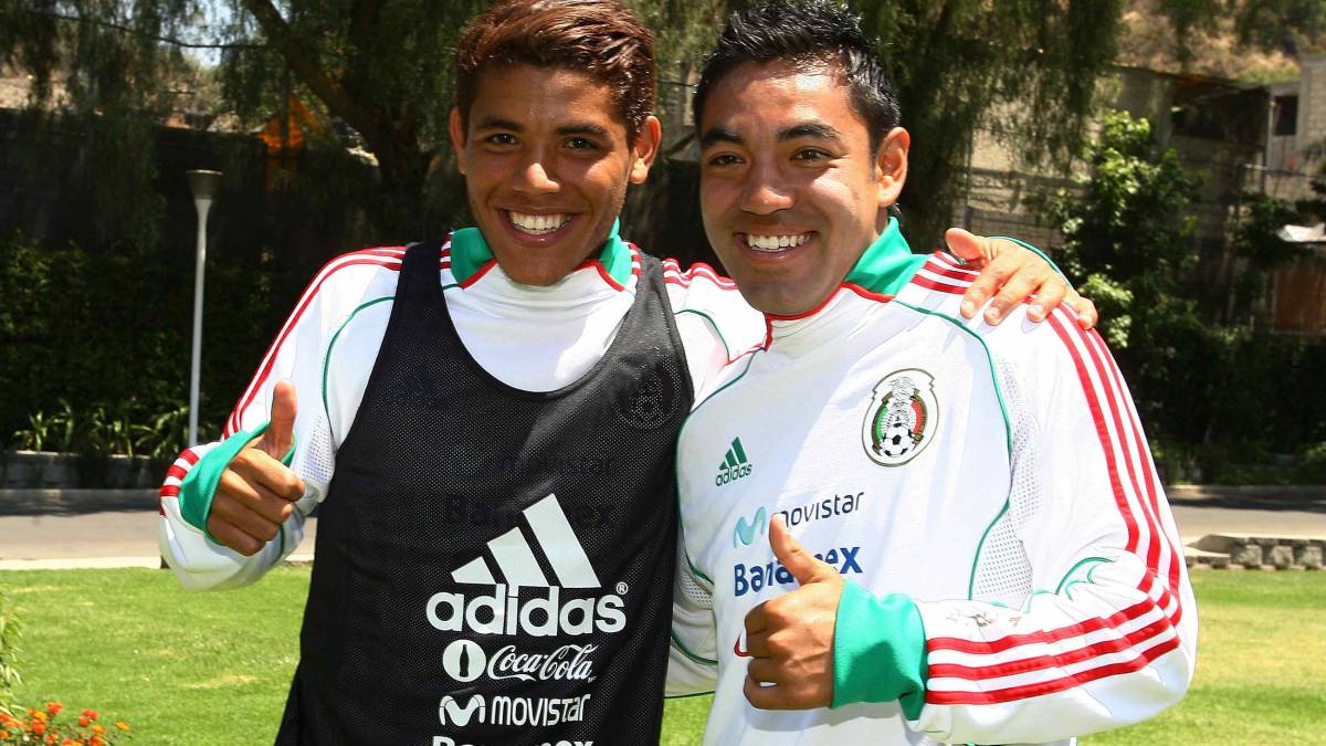 Marco Fabián y Jonathan Dos Santos