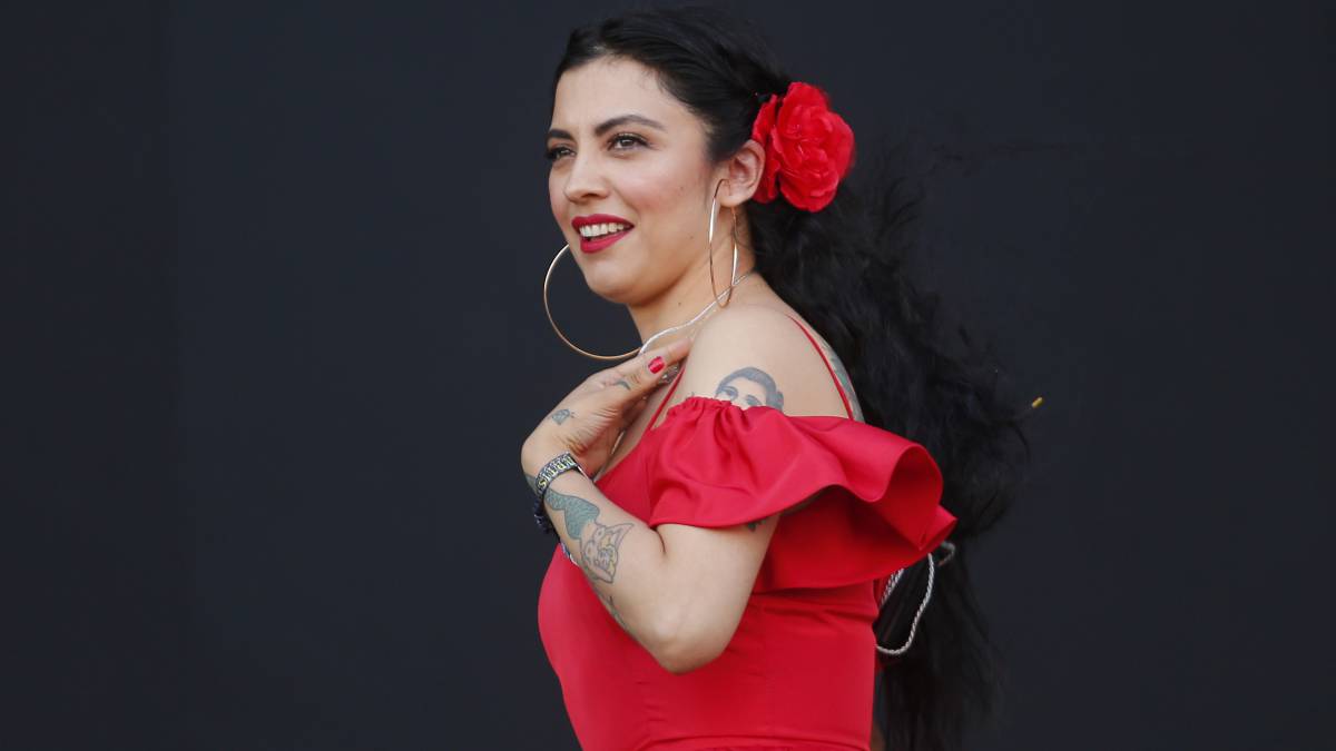 Mon Laferte se luce en Coachella cantando 'New Rules' de Dua Lipa