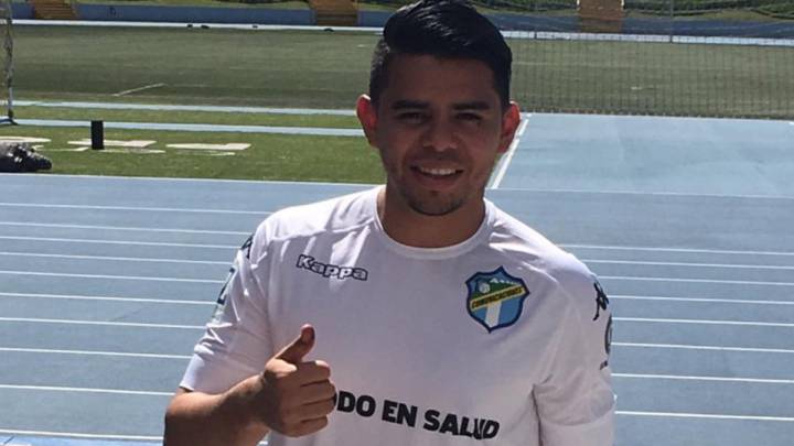 Alexander Larín entrenando con Comunicaciones