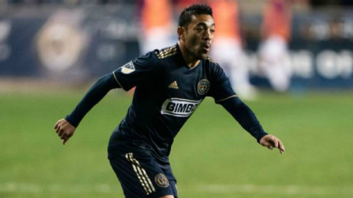 Marco Fabián sale con esguince tras su partido ante LA Galaxy
