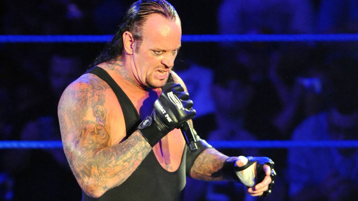 The Undertaker renueva contrato con WWE