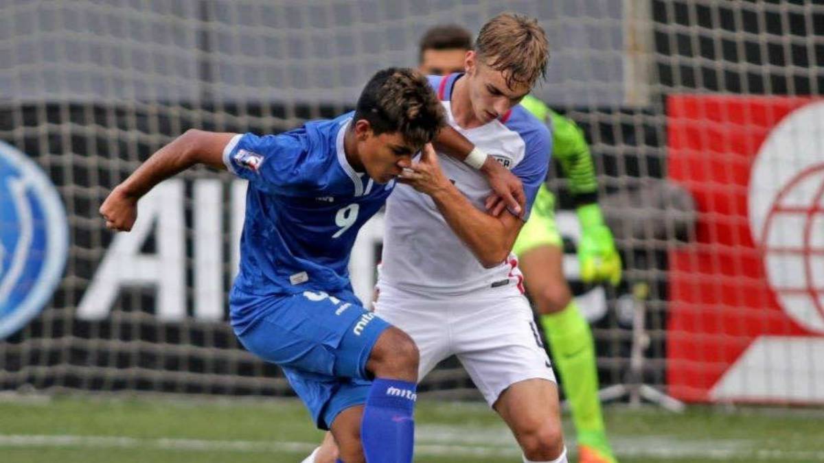 Ronald Cerritos piensa que es difícil jugar de titular en México