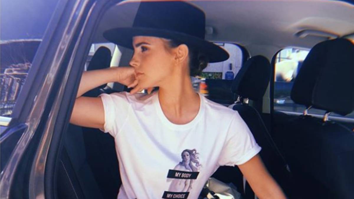 Emma Watson festejó su cumpleaños, y uno de los regalos más especiales que recibió, fue una pintura que su amiga, Paris Reid, hizo en su honor.